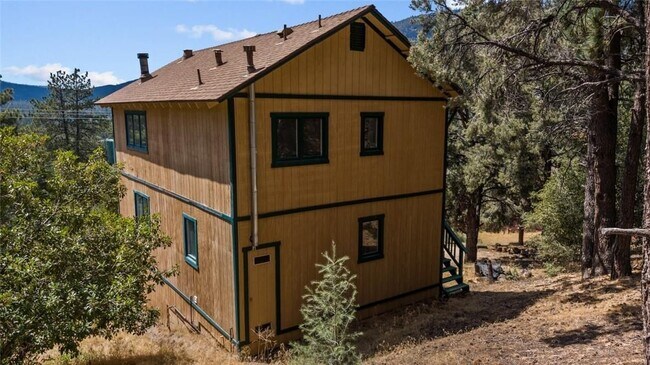 Foto del edificio - 2304 Woodland Dr