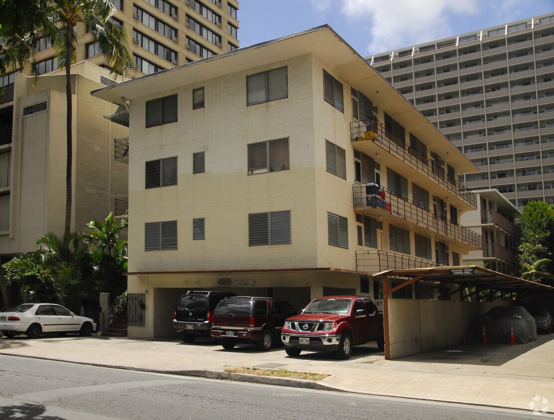Building Photo - 420 Olohana St