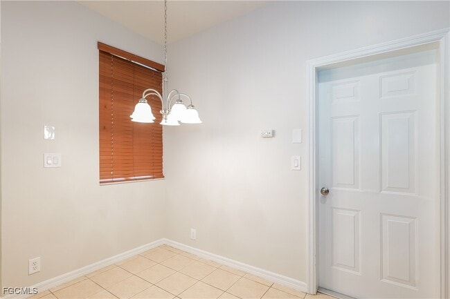 Building Photo - 3217 Antica St