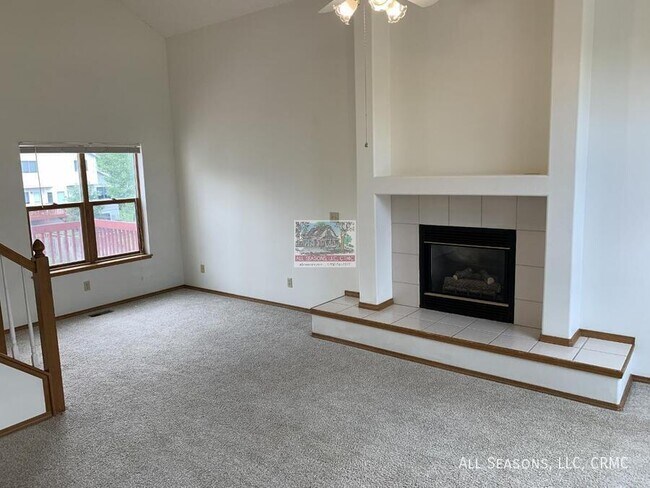 Building Photo - 5820 Corinth Dr