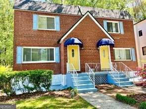Building Photo - 1179 Lynmoor Dr NE
