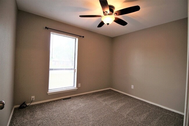 Photo - 1315 W Gemini Road House