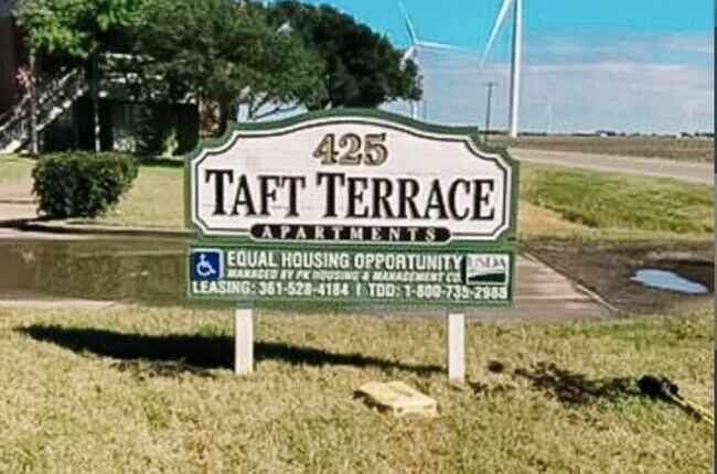 Foto del edificio - 425 FM 631