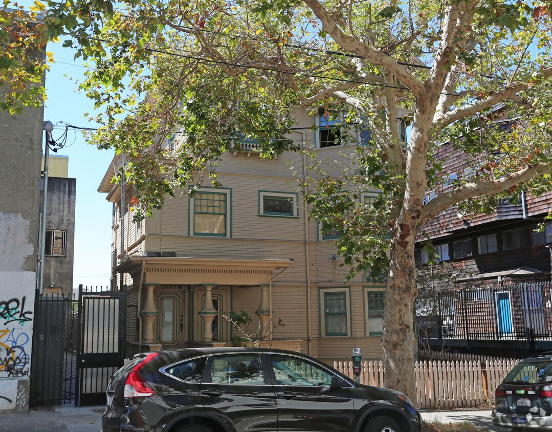 Building Photo - 2442 Haste St