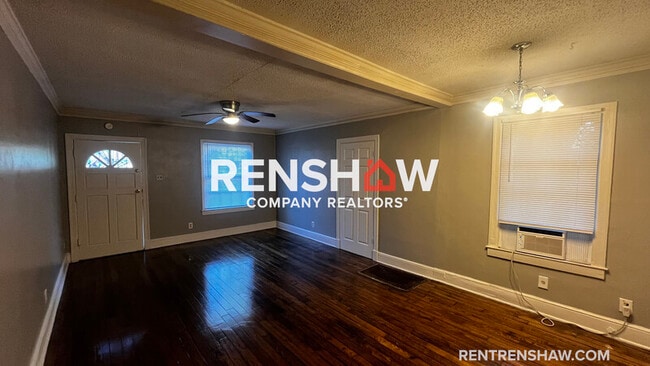 Building Photo - 2915 Felix Ave