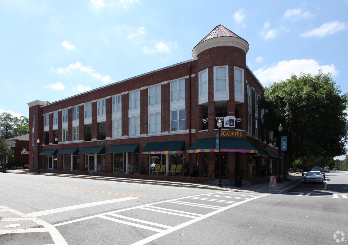 Foto principal - 1110 College Ave SE