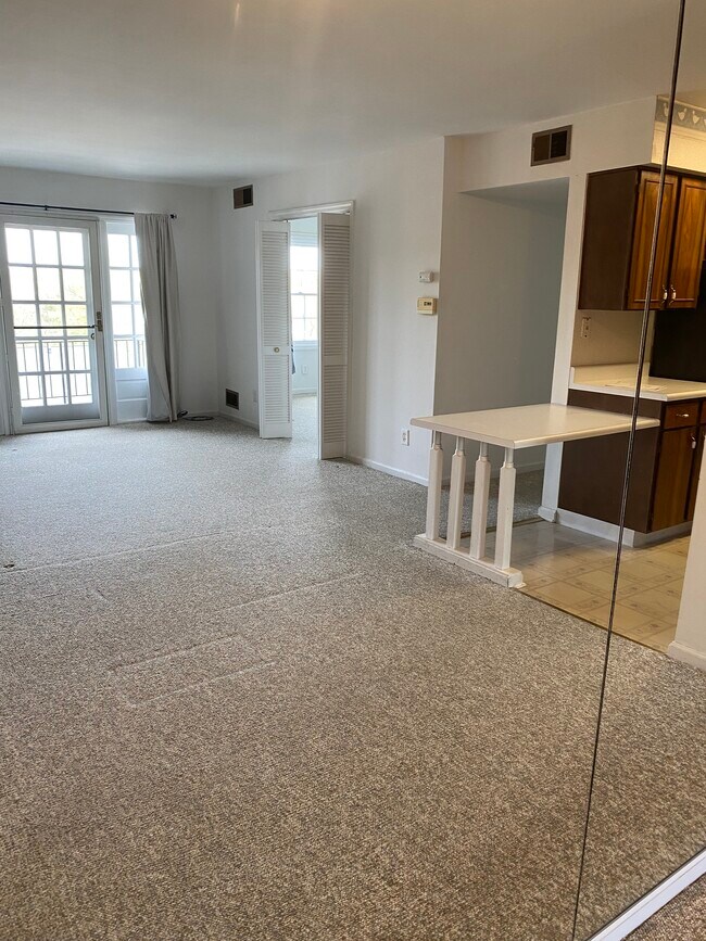 Foto del edificio - 1060 Chatham Park Dr