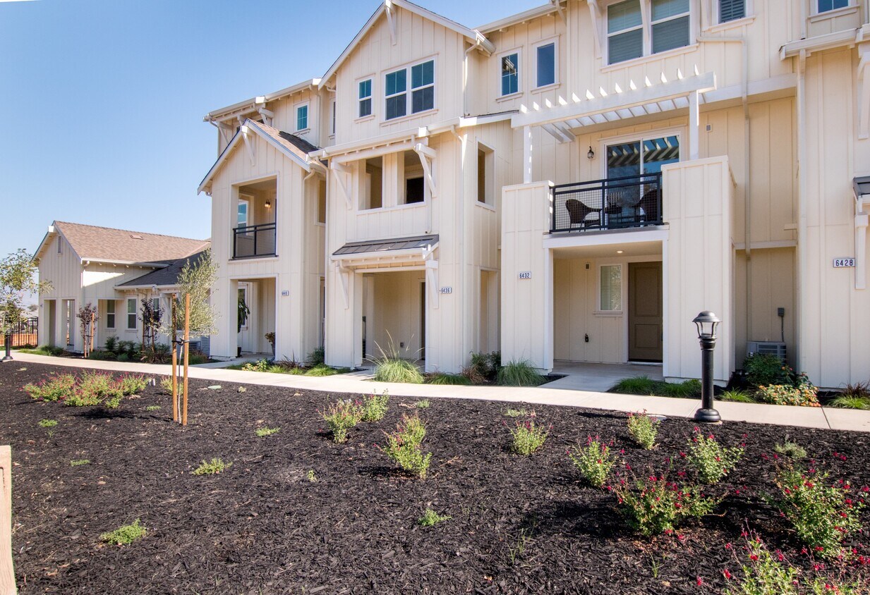 6432 Laguna Seca Ln, Gilroy, CA 95020 Townhome Rentals in Gilroy CA