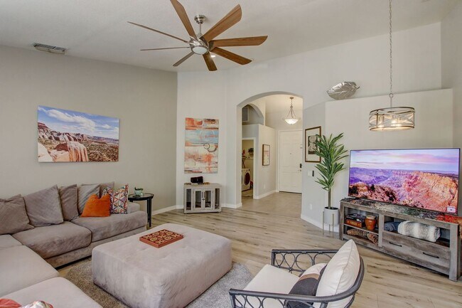 Foto del edificio - 5432 W Muriel Dr