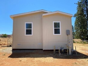 Building Photo - 1280 Wagstaff Rd