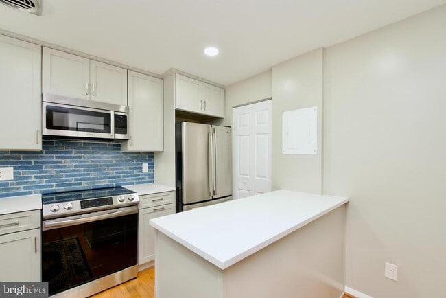 Foto del edificio - 2204 S Quincy St