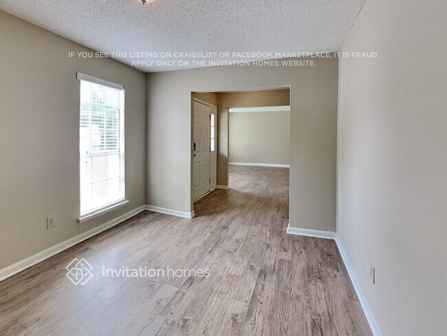 Foto del edificio - 1411 Chelsea Downs Ln NE