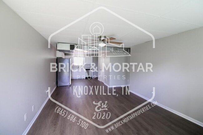 Building Photo - 161 Tallent Way