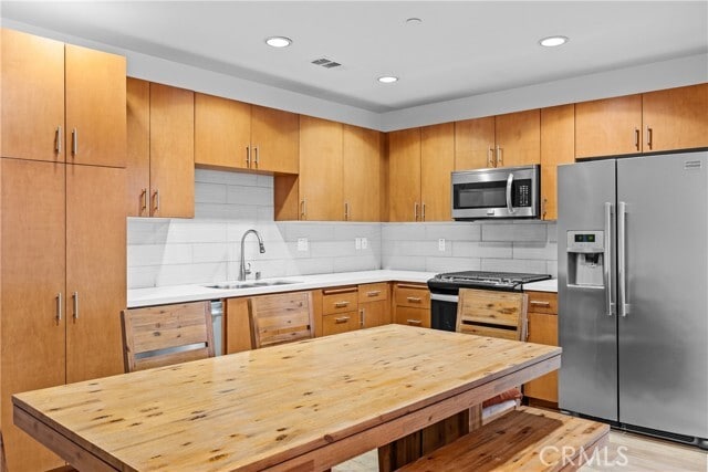 Building Photo - 13337 Beach Ave