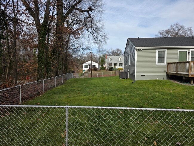 Building Photo - 501 E Brookland Park Blvd