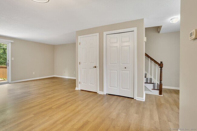 Building Photo - 141 Brighton Cir