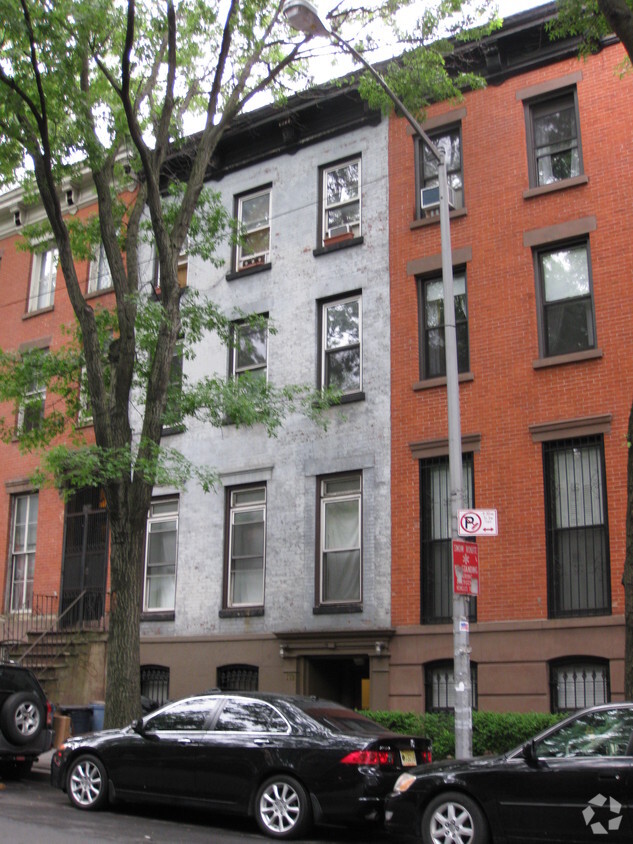 Foto del edificio - 132 Lafayette St