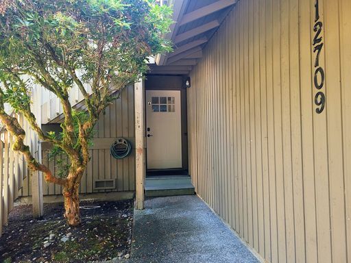 Foto del edificio - Gorgeous Kirkland South Rose Hill Home, AV...