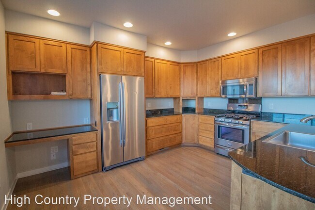 Foto del edificio - 4 br, 3.5 bath House - 3098 NW Craftsman D...