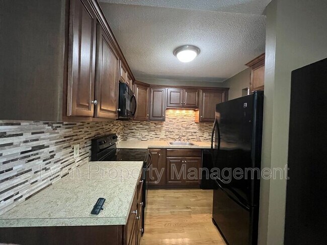 Foto del edificio - 78 Buddington Rd