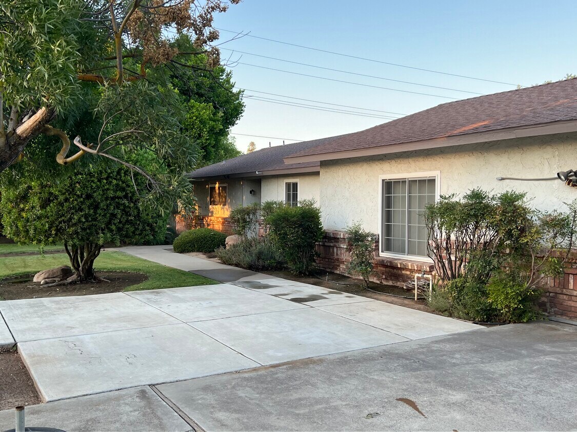 11975 Trieste Dr, Madera, CA 93636 House Rental in Madera, CA