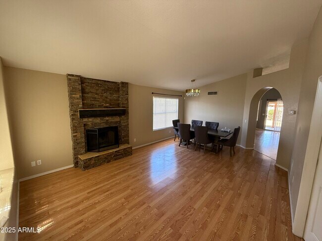 Building Photo - 5138 W Oraibi Dr
