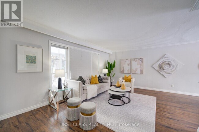 Building Photo - 126 Sherwood Forest Dr