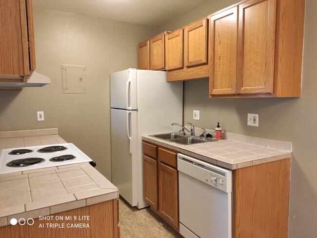 Foto del edificio - 850 W Moorhead Cir