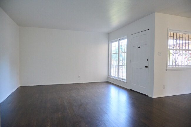 Building Photo - 5707 Clemson St