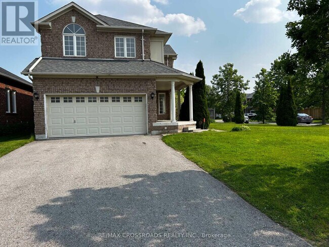Building Photo - 33 Bugelli Dr