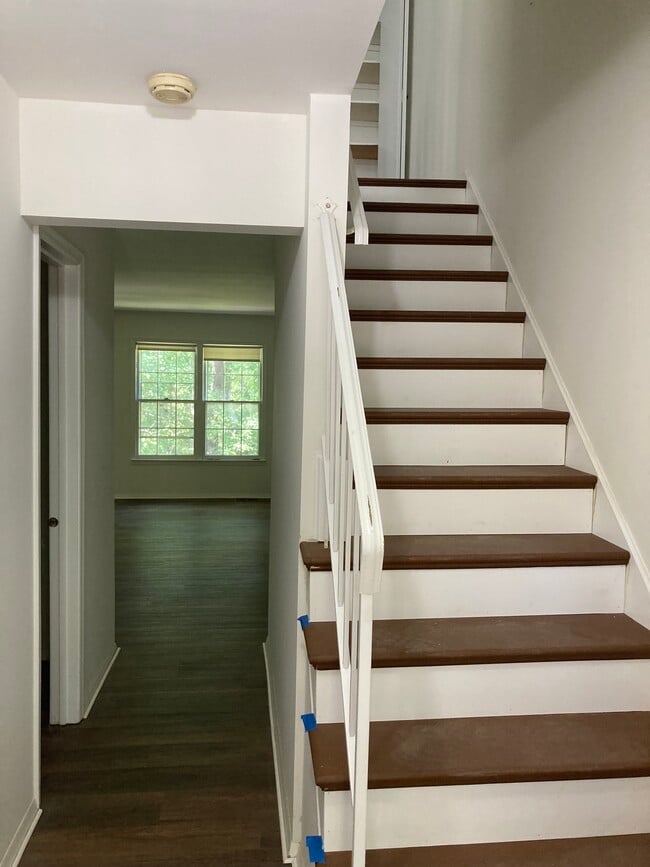 Building Photo - 2308 Horseferry Ct