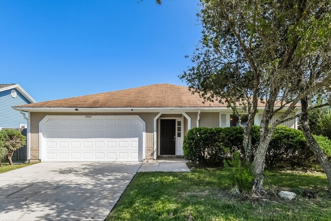 Building Photo - 7969 Amandas Crossing Dr E