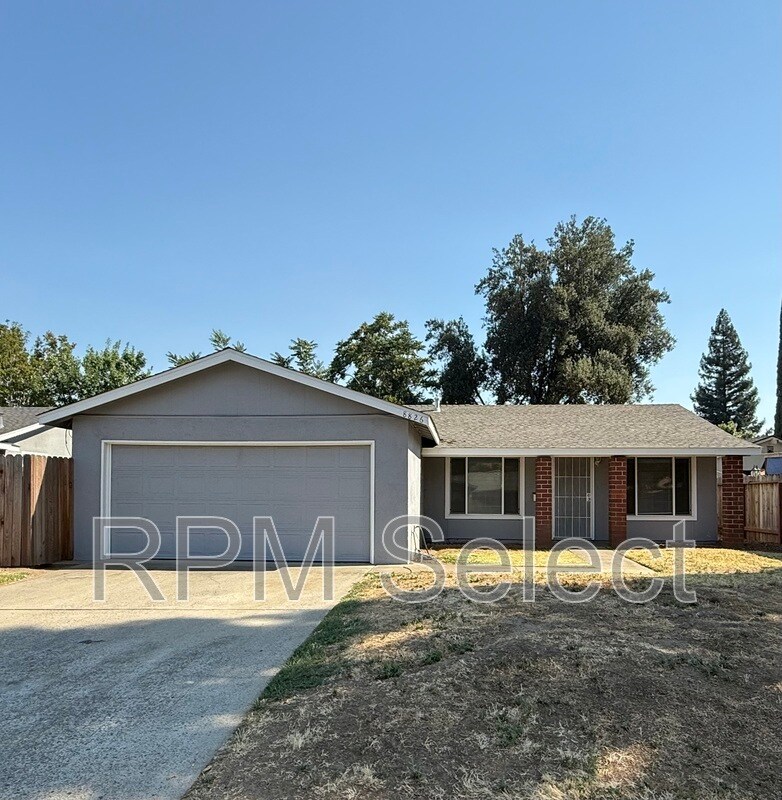 Foto principal - 8826 Grayling Way
