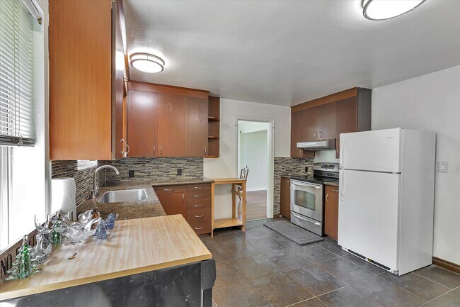 Foto del edificio - 4914 24th Ave S