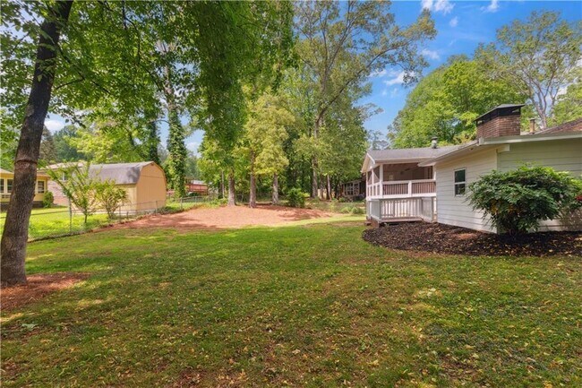 Building Photo - 3925 Chicamauga Dr