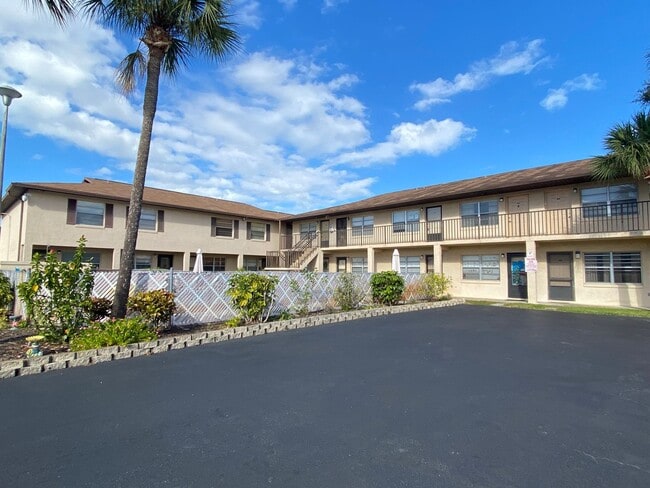 Building Photo - Concord Condominiums