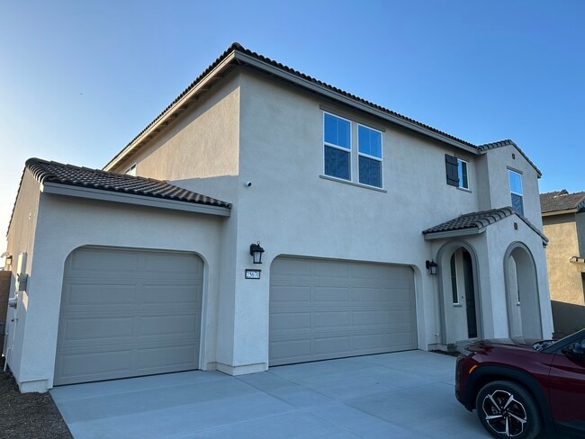 Building Photo - 25670 Pierson Rd