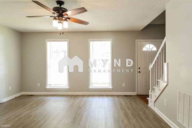 Foto del edificio - 4 br, 3 bath House - 1008 Roundtable Ct