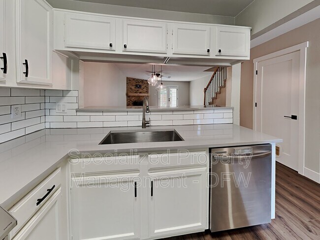 Building Photo - 175 Merlin Way