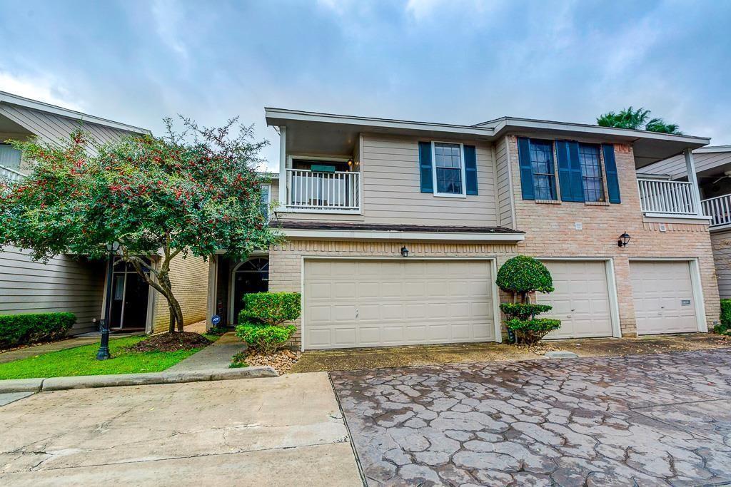 Foto principal - 2220 Bering Dr