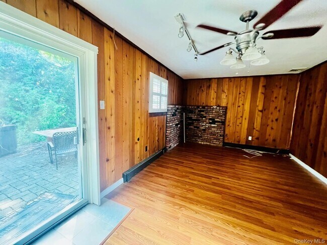 Foto del edificio - 69 Bellwood Ave