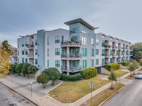 Building Photo - 4040 N Hall St