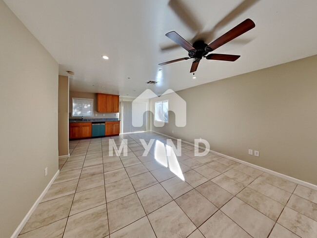 Building Photo - 116 Martin St
