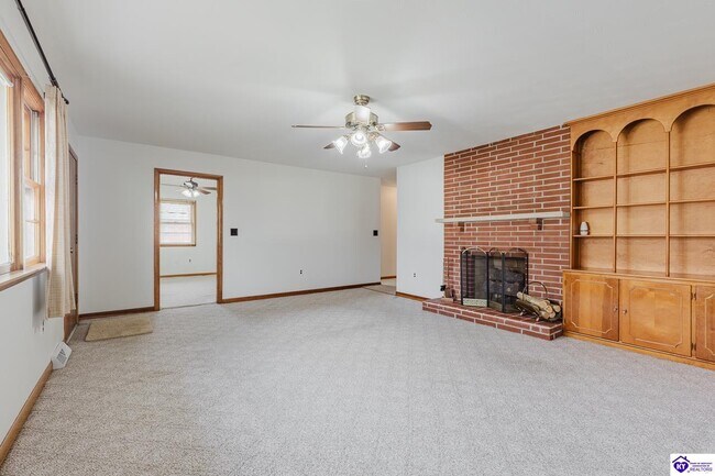 Building Photo - 509 N Mantle Ave