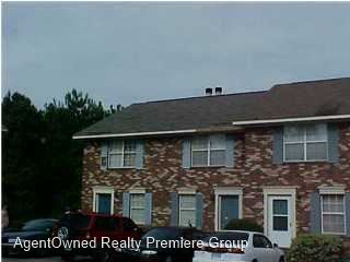 Building Photo - 2 br, 1.5 bath House - 152 F Rahway Road U...