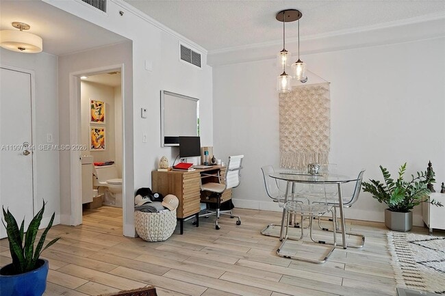 Building Photo - 1 Century Ln