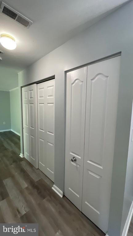 Foto del edificio - 8507 Falls Run Rd