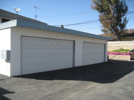 Building Photo - 18171 Mandarin Ln