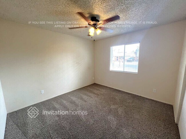 Foto del edificio - 1904 S Apache Dr