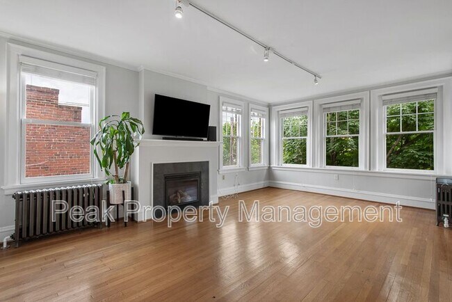 Building Photo - 4 N Colonial Ave